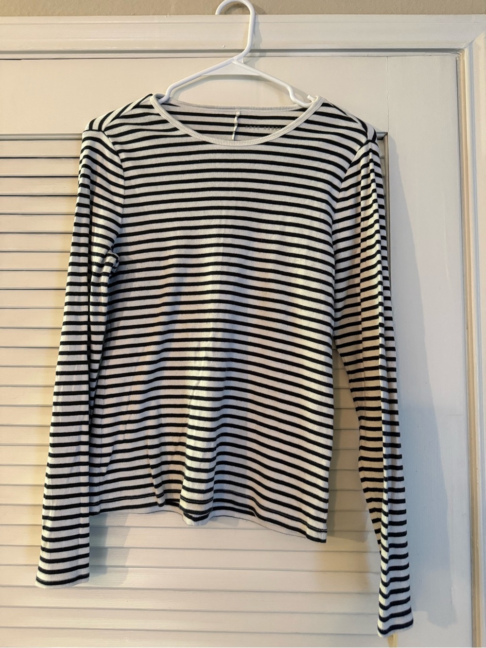 Striped Black and White Long-Sleeve Crew Top